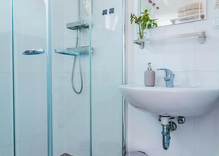 Lägenhet Garden Near The With Free Parking