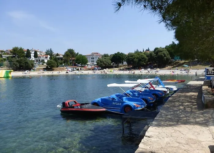 Lägenhet Garden Near The With Free Parking